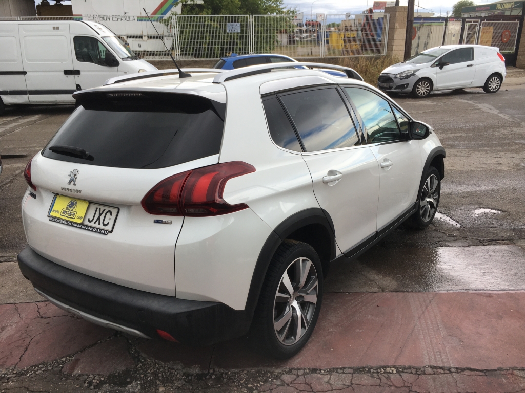 PEUGEOT 2008 1.2 INY 110CV AUT