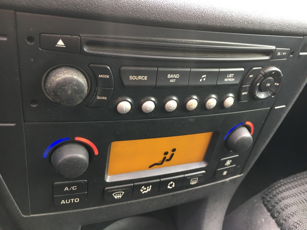 CITROEN C-4 1.6 HDI 110CV