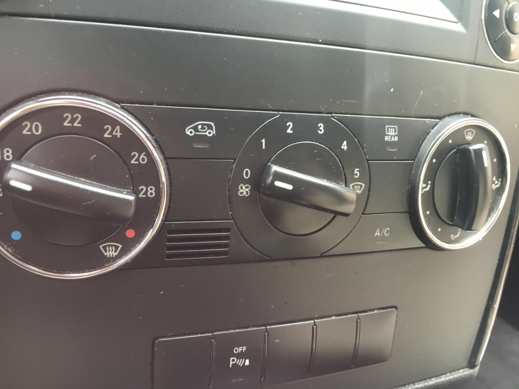 MERCEDES BENZ CLASE A-180 CDI 2.0 110CV AUT MERCEDES BENZ CLASE A-180 CDI 2.0 110CV AUT