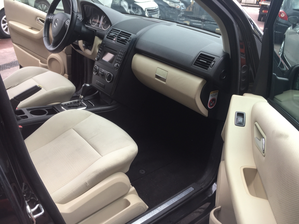 MERCEDES BENZ CLASE A-180 CDI 2.0 110CV AUT MERCEDES BENZ CLASE A-180 CDI 2.0 110CV AUT