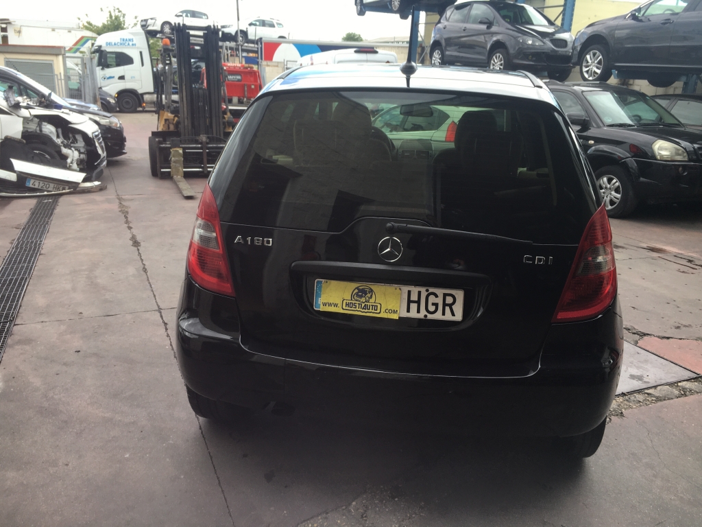 MERCEDES BENZ CLASE A-180 CDI 2.0 110CV AUT MERCEDES BENZ CLASE A-180 CDI 2.0 110CV AUT
