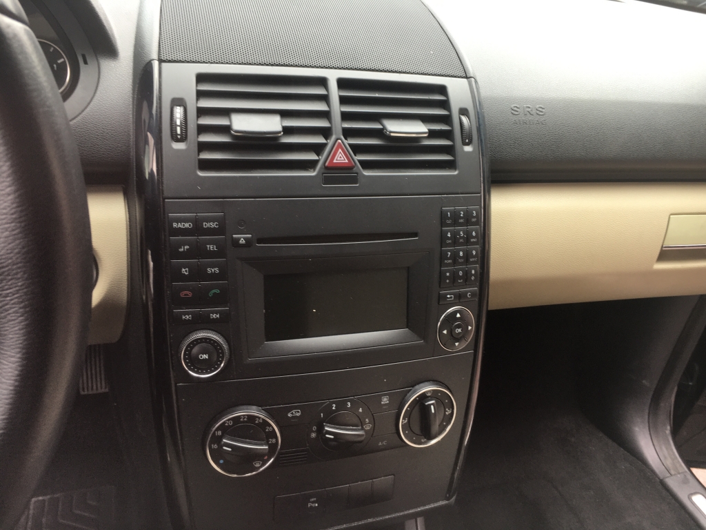 MERCEDES BENZ CLASE A-180 CDI 2.0 110CV AUT MERCEDES BENZ CLASE A-180 CDI 2.0 110CV AUT