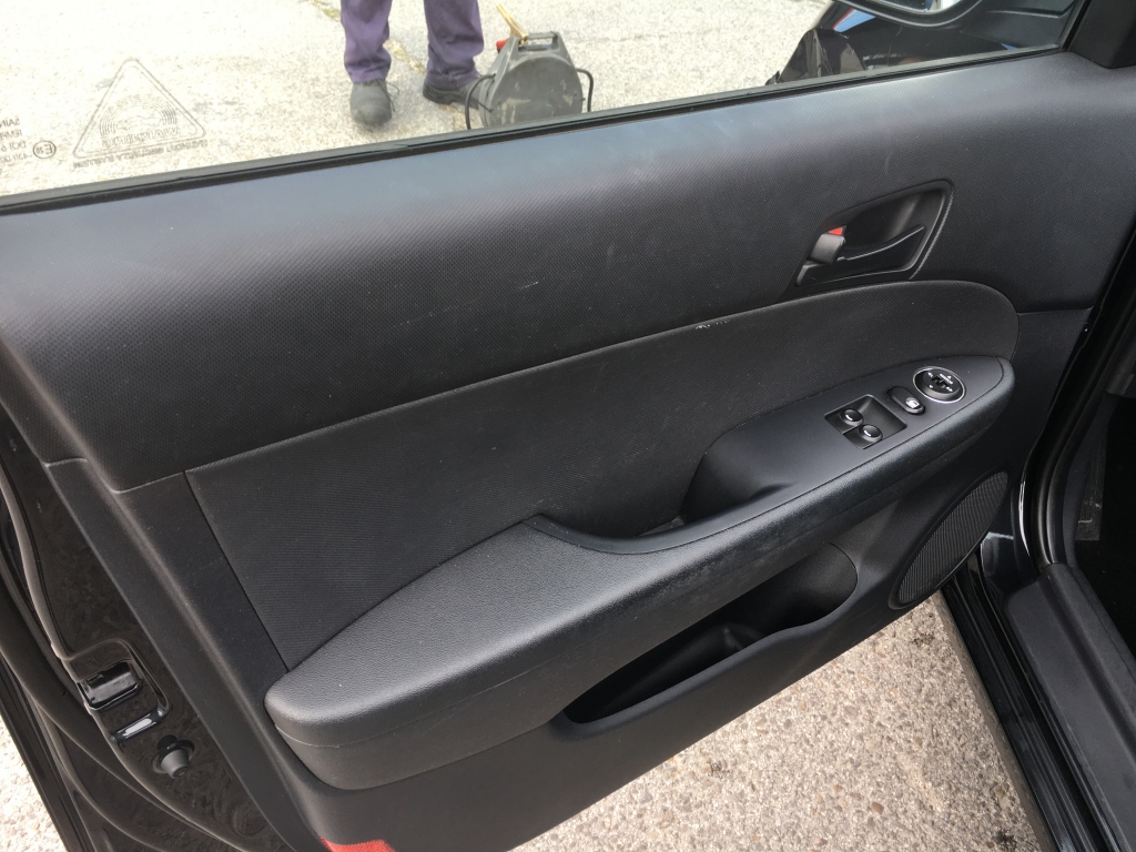 HYUNDAI I-30 1.6 D 90CV
