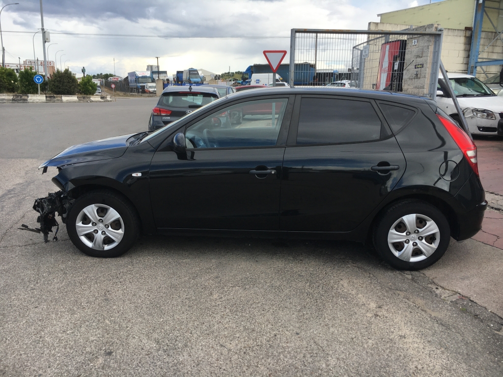 HYUNDAI I-30 1.6 D 90CV