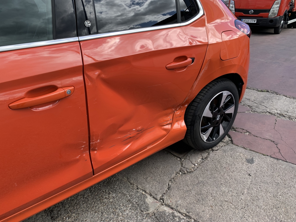 OPEL CORSA E ELEGANCE ELECTRICO 136CV