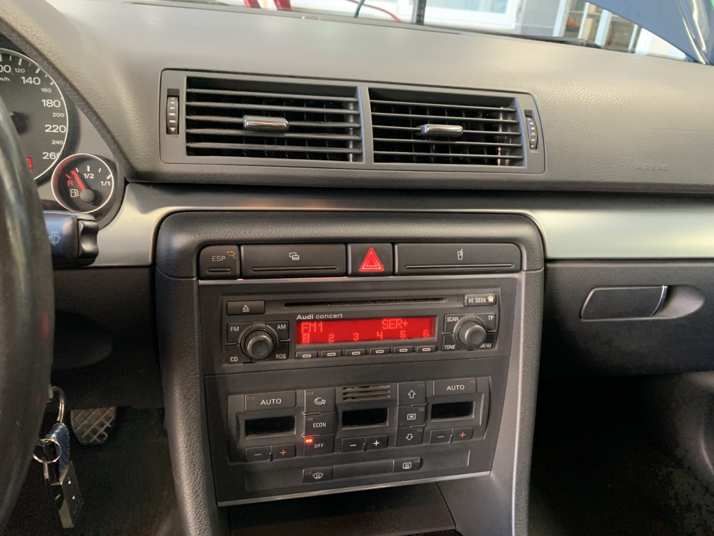 AUDI A4 2.0 TDI 140CV