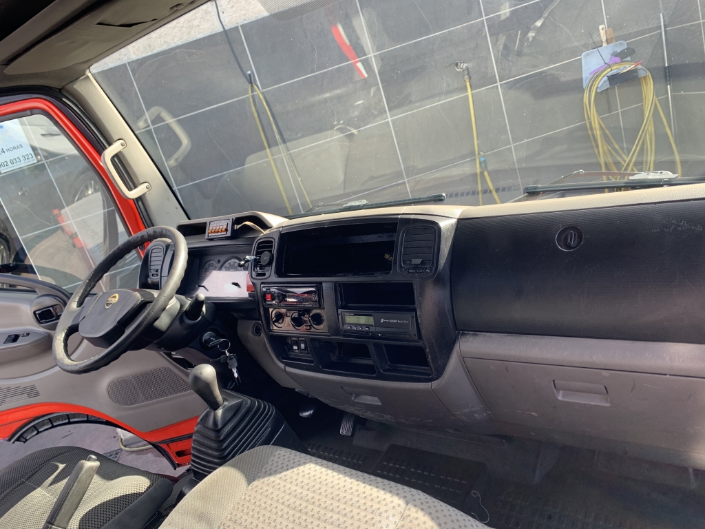 NISSAN CABSTAR 3.0 D 150CV PORTA COCHES