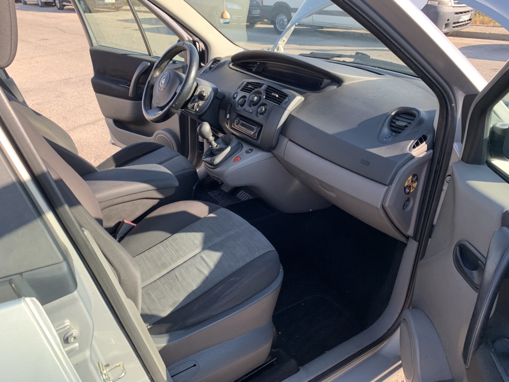 RENAULT SCENIC 1.9 DCI 120CV 7 PLAZAS