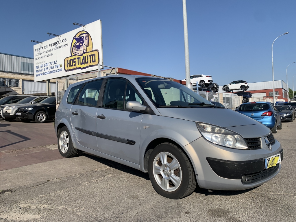 RENAULT SCENIC 1.9 DCI 120CV 7 PLAZAS RENAULT SCENIC 1.9 DCI 120CV 7 PLAZAS