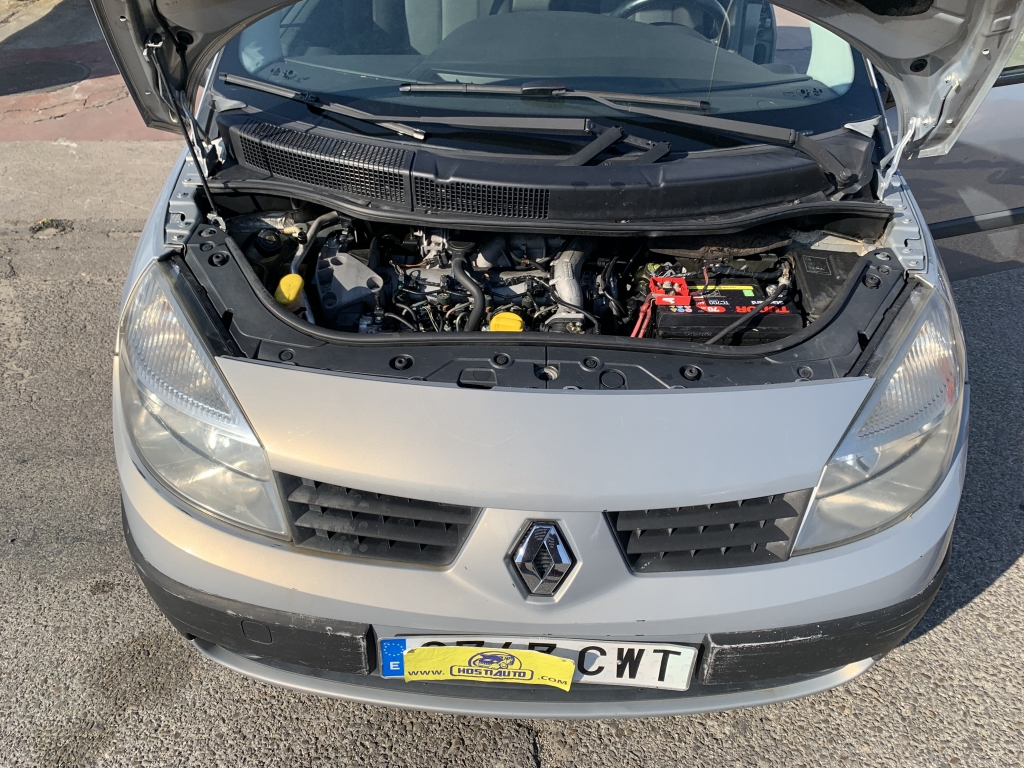 RENAULT SCENIC 1.9 DCI 120CV 7 PLAZAS
