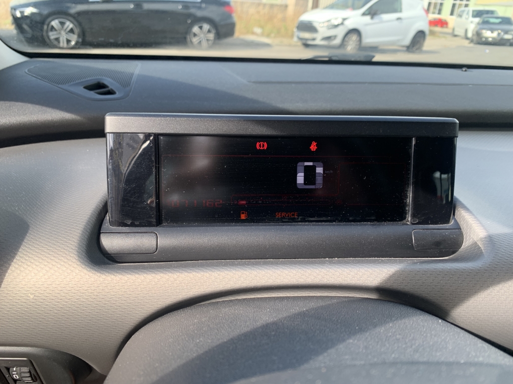 CITROEN C-4 CACTUS 1.2 INY 82CV