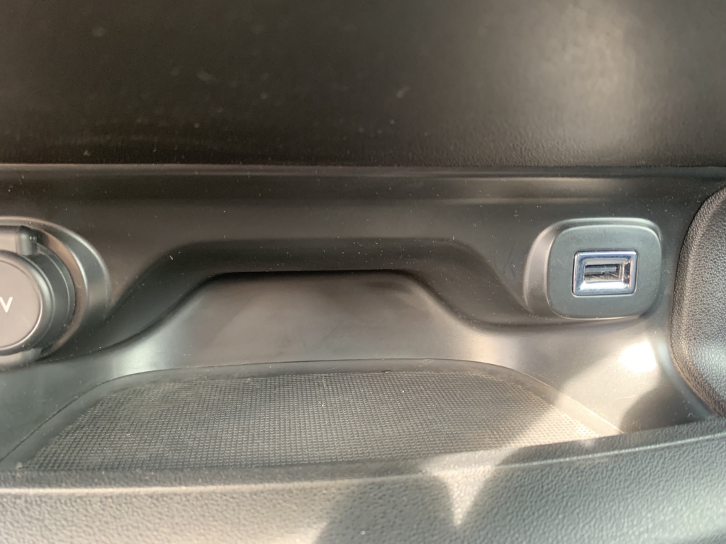 CITROEN C-4 CACTUS 1.2 INY 82CV