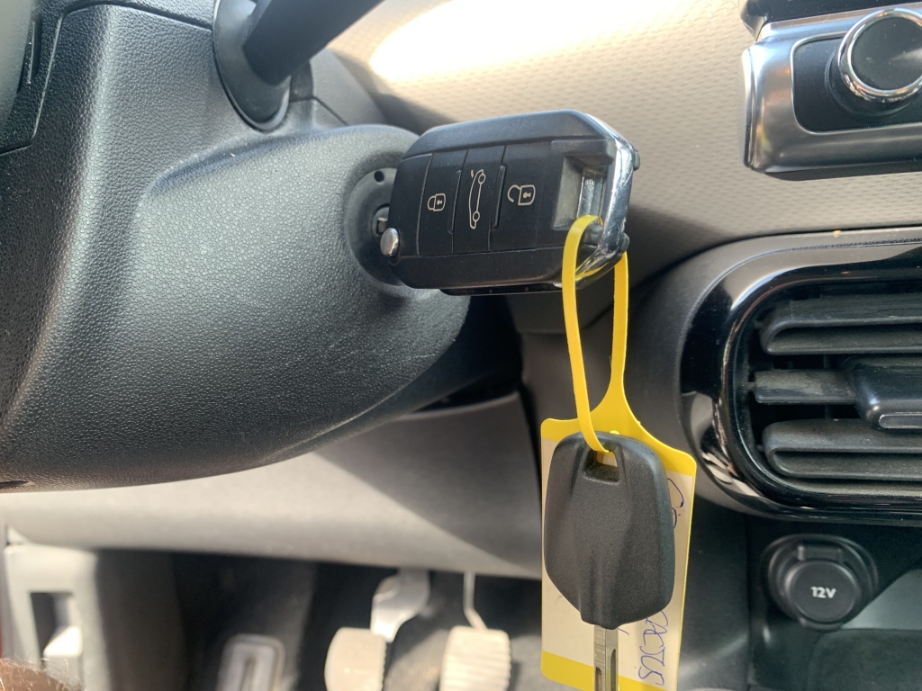 CITROEN C-4 CACTUS 1.2 INY 82CV