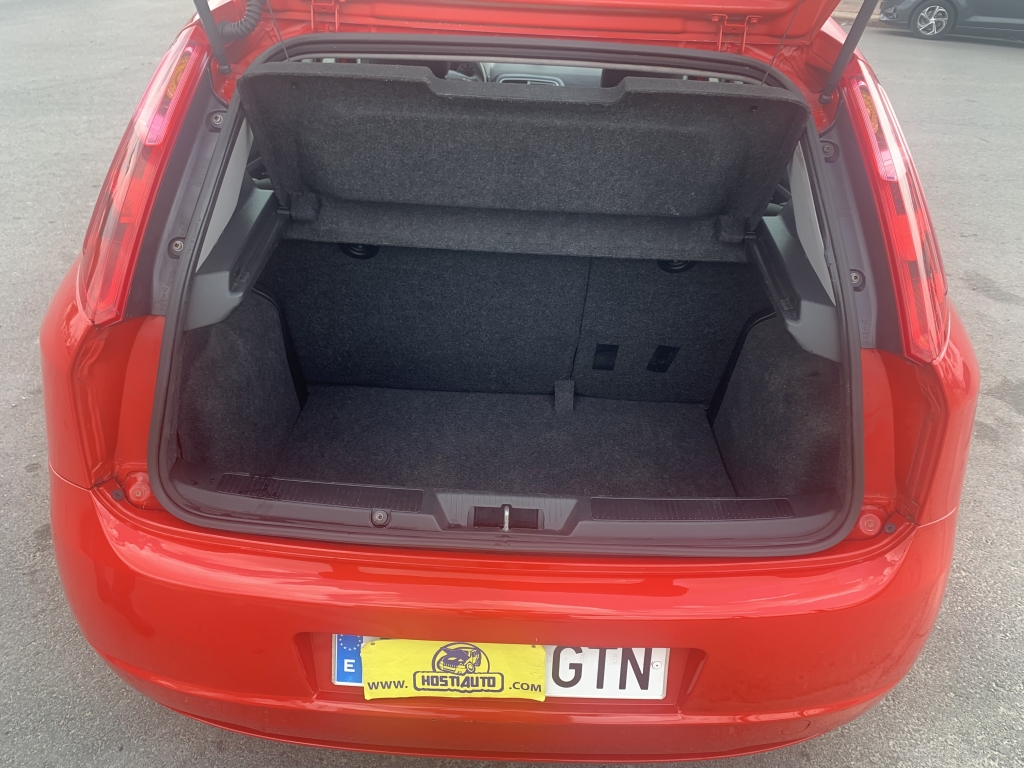 FIAT PUNTO 1.3 D 82CV