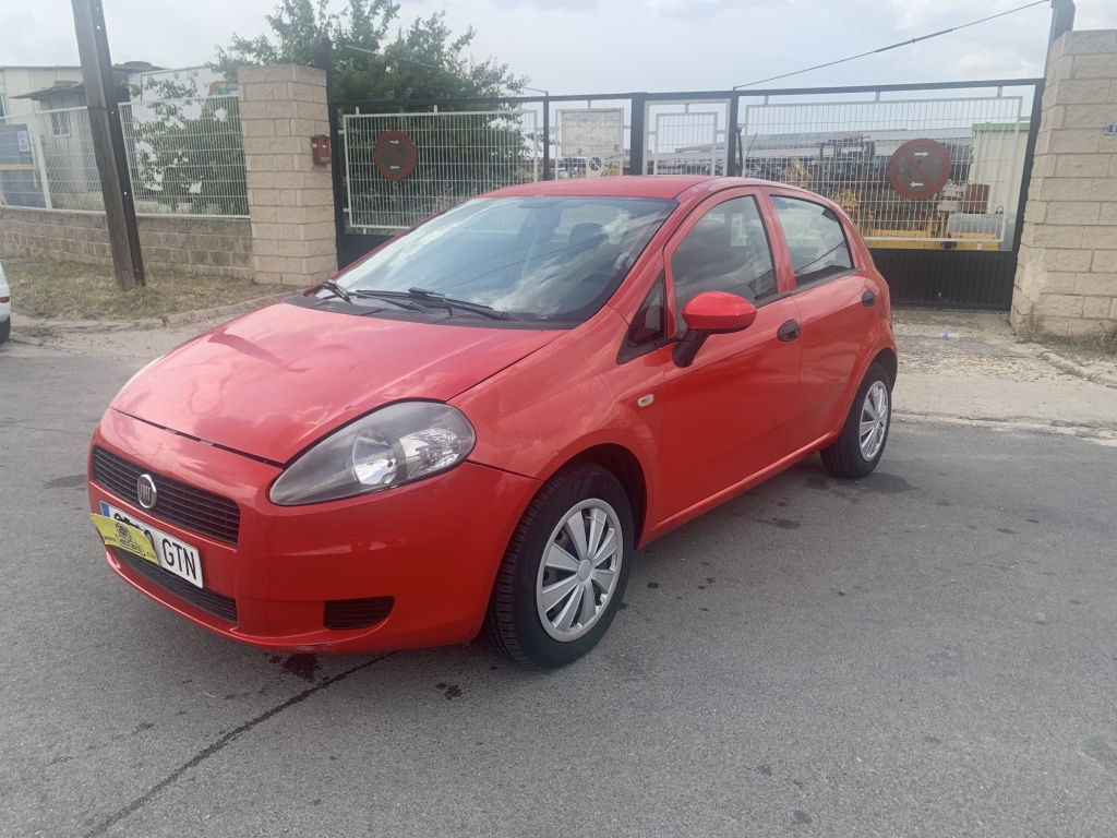 FIAT PUNTO 1.3 D 82CV FIAT PUNTO 1.3 D 82CV
