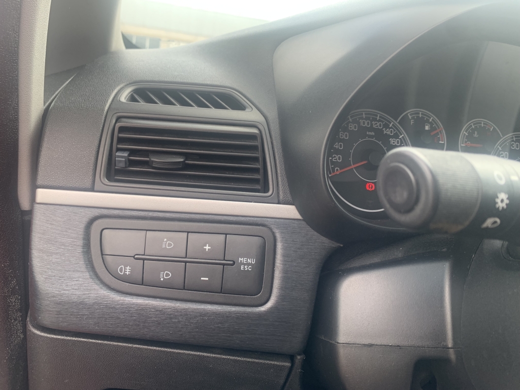 FIAT PUNTO 1.3 D 82CV