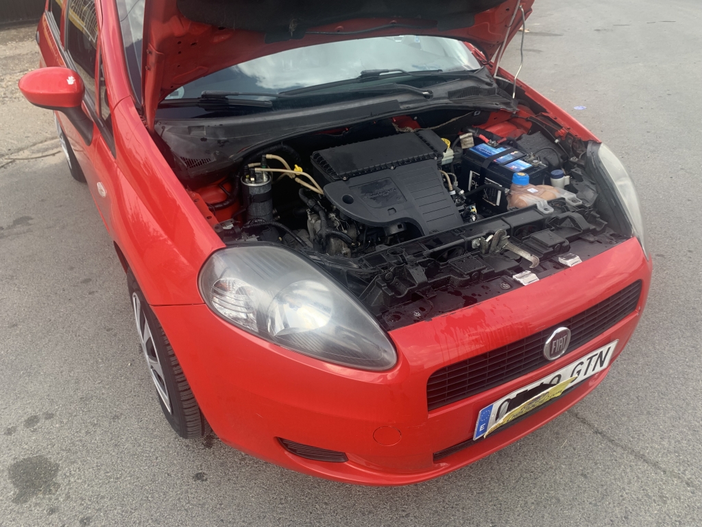 FIAT PUNTO 1.3 D 82CV
