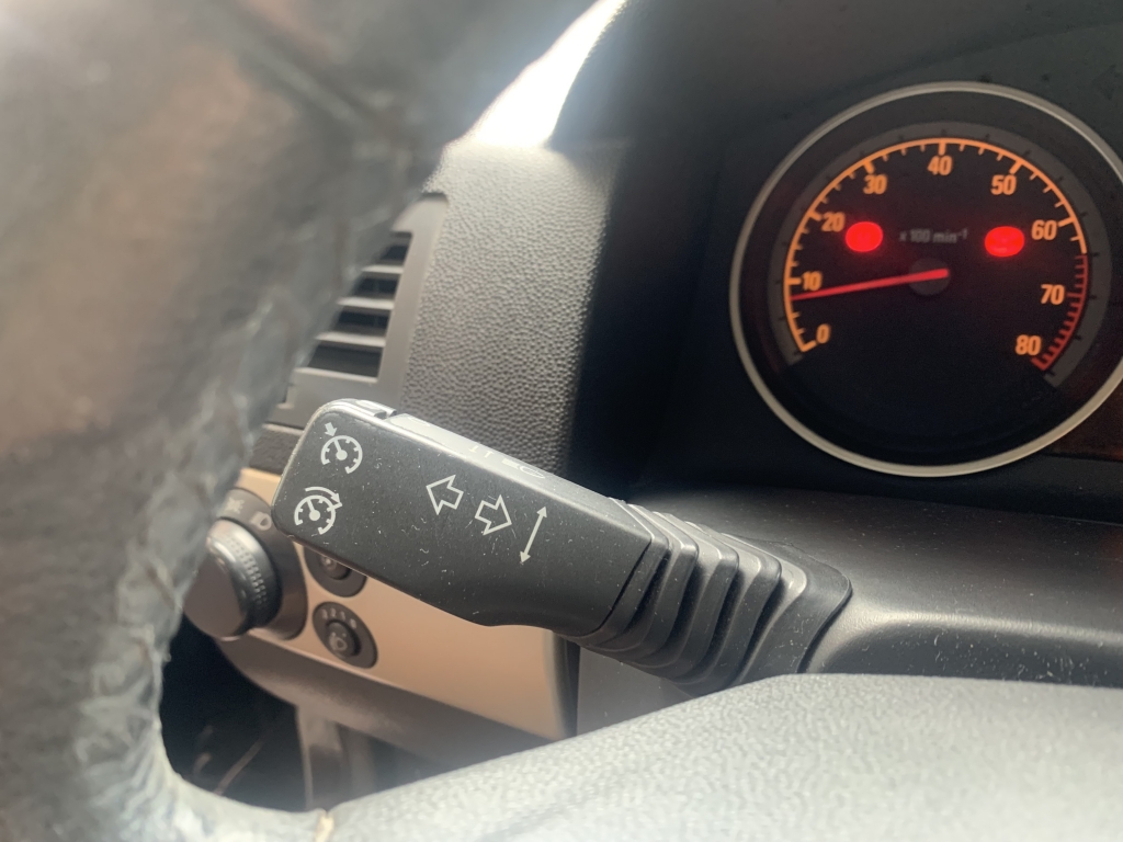 OPEL ASTRA 1.6 INY 115CV OPEL ASTRA 1.6 INY 115CV