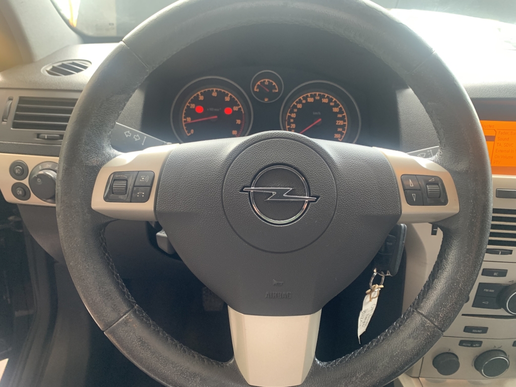 OPEL ASTRA 1.6 INY 115CV OPEL ASTRA 1.6 INY 115CV