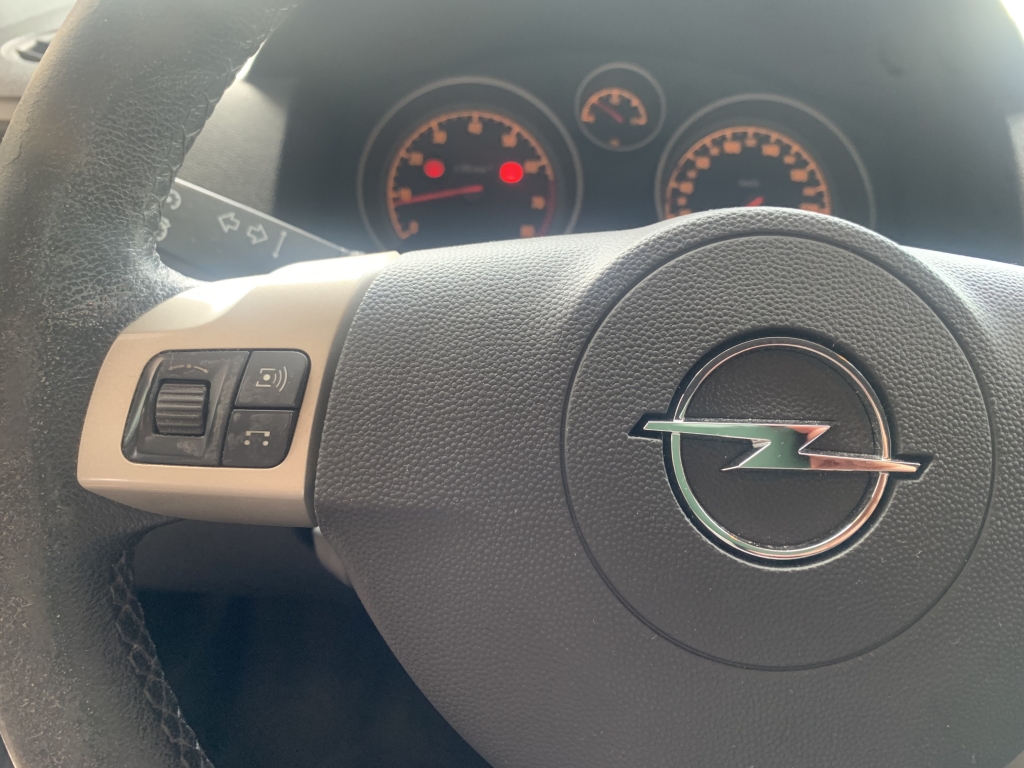 OPEL ASTRA 1.6 INY 115CV OPEL ASTRA 1.6 INY 115CV