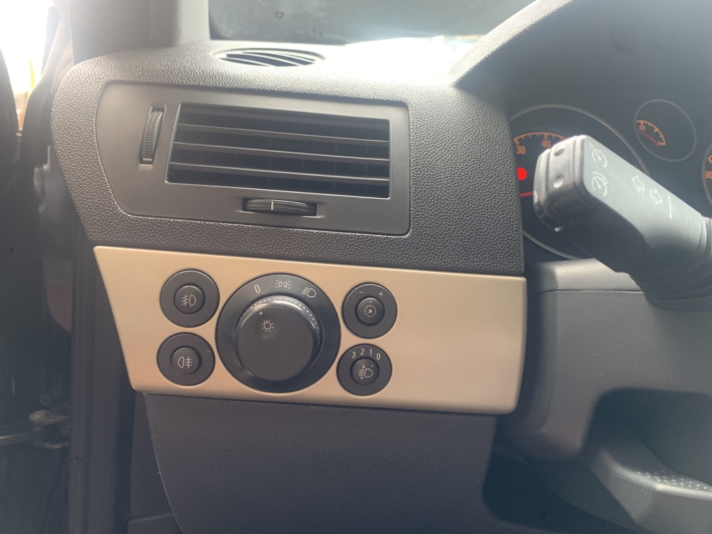 OPEL ASTRA 1.6 INY 115CV OPEL ASTRA 1.6 INY 115CV