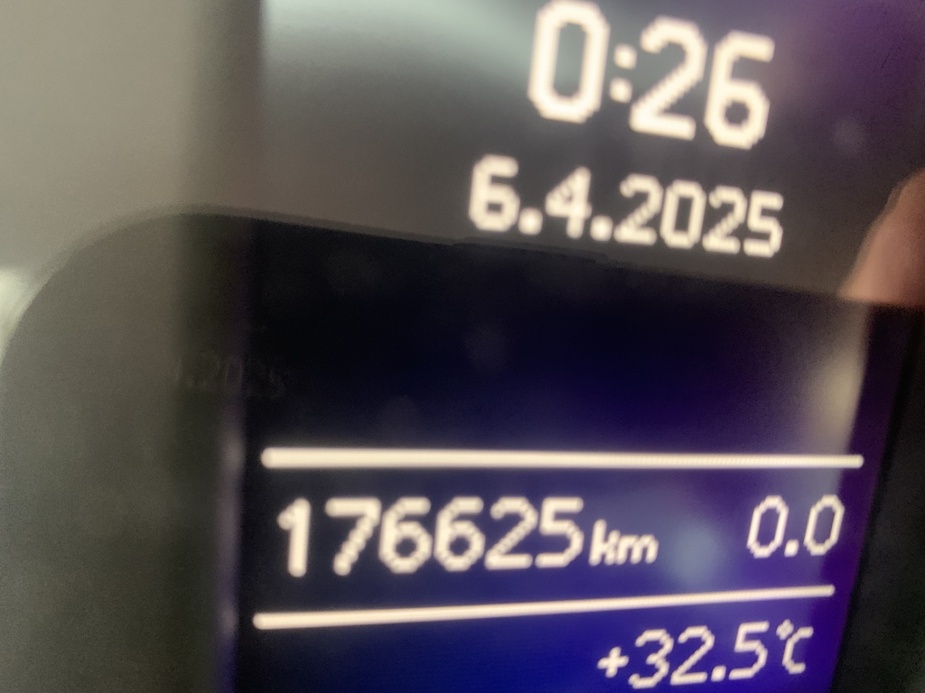 AUDI A1 1.6 TDI 105CV S-LINE