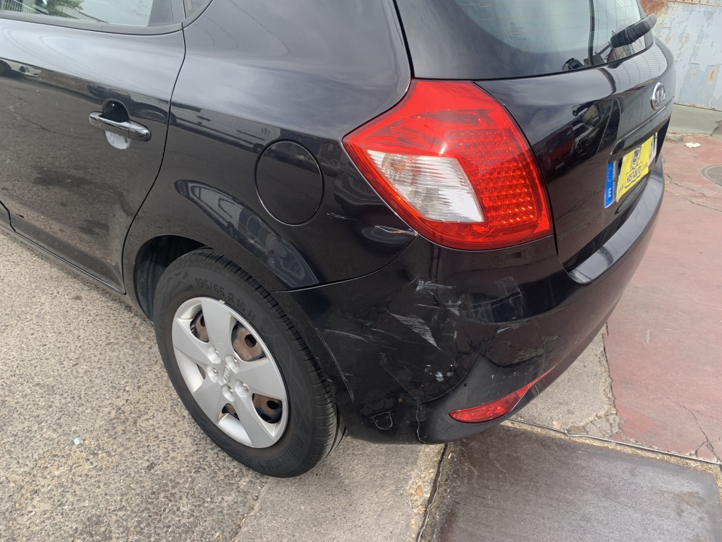 KIA CEED 1.6 CRDI 90CV KIA CEED 1.6 CRDI 90CV