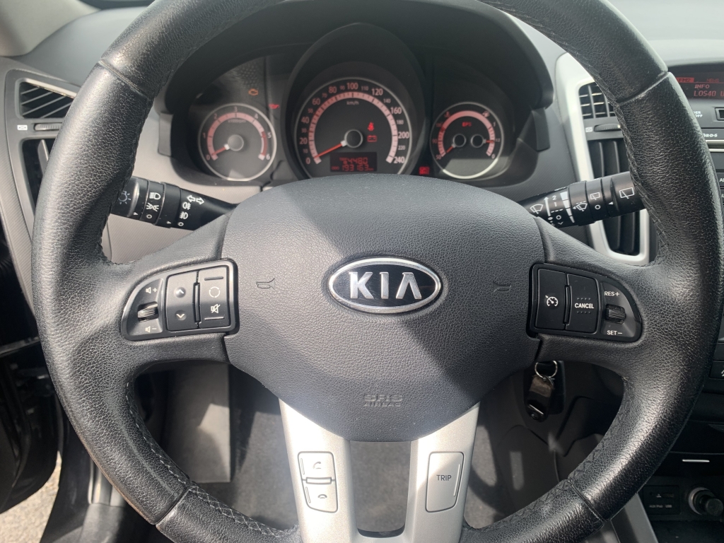 KIA CEED 1.6 CRDI 90CV KIA CEED 1.6 CRDI 90CV