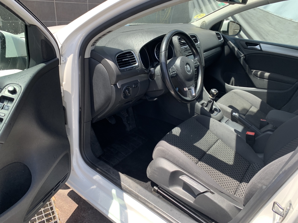 VOLKSWAGEN GOLF VI 1.6 TDI 105CV