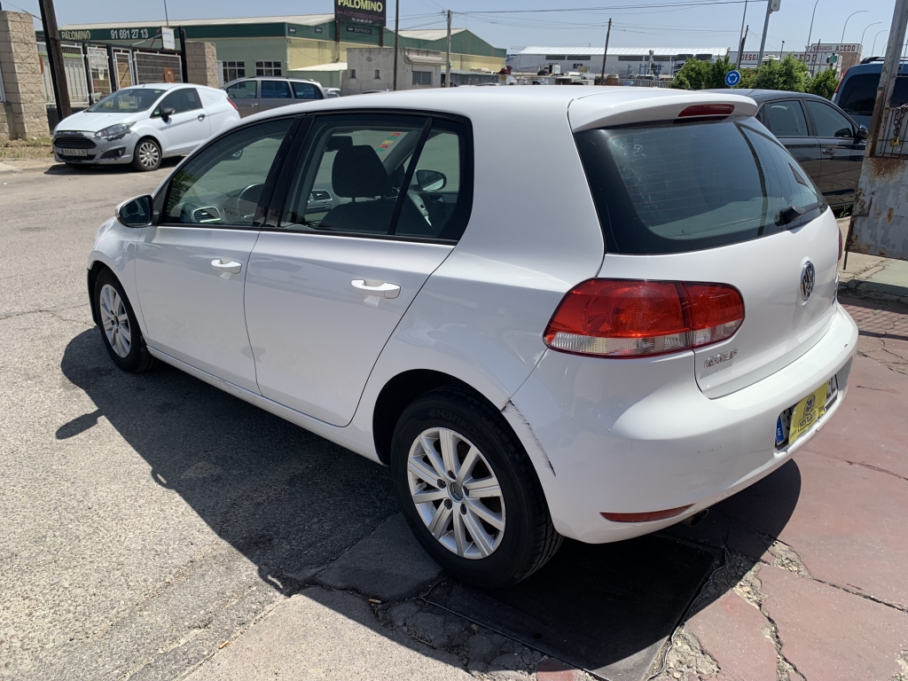 VOLKSWAGEN GOLF VI 1.6 TDI 105CV