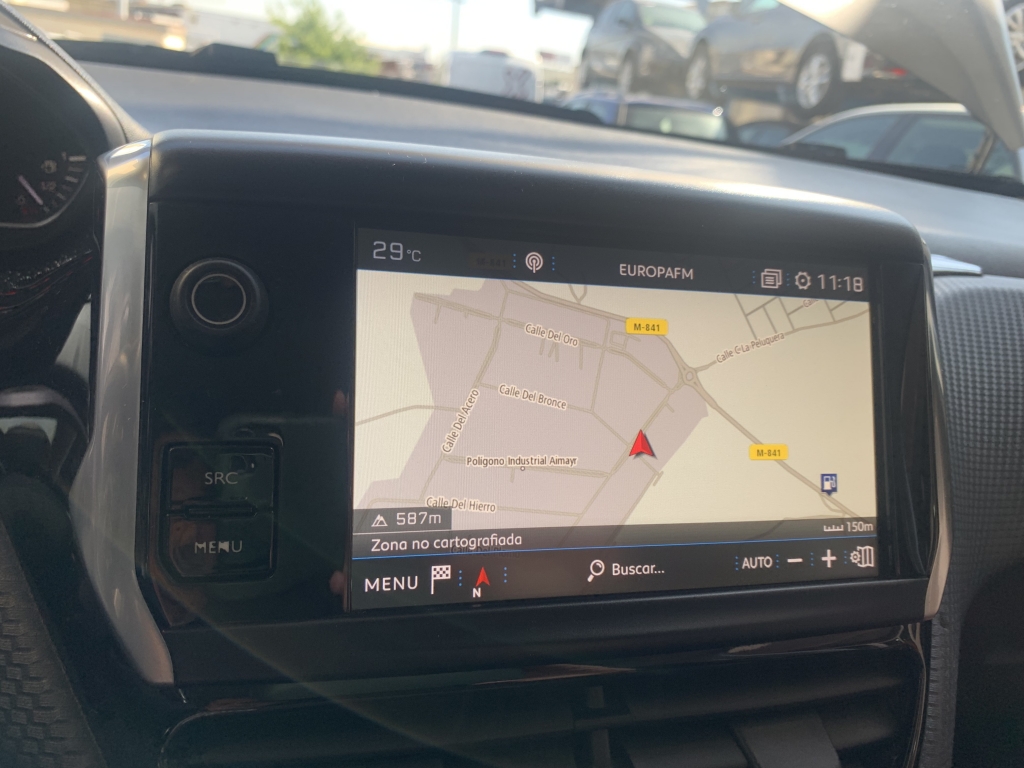 PEUGEOT 2008 1.2 INY 110CV AUTOMATICO PEUGEOT 2008 1.2 INY 110CV AUTOMATICO