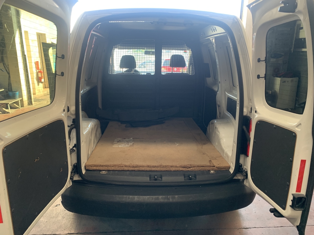 VOLKSWAGEN CADDY 1.6 TDI 75CV