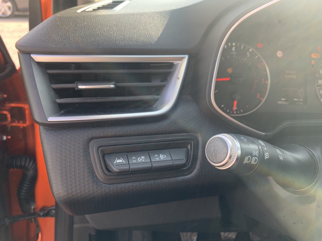 RENAULT CLIO 1.0 INY 100CV