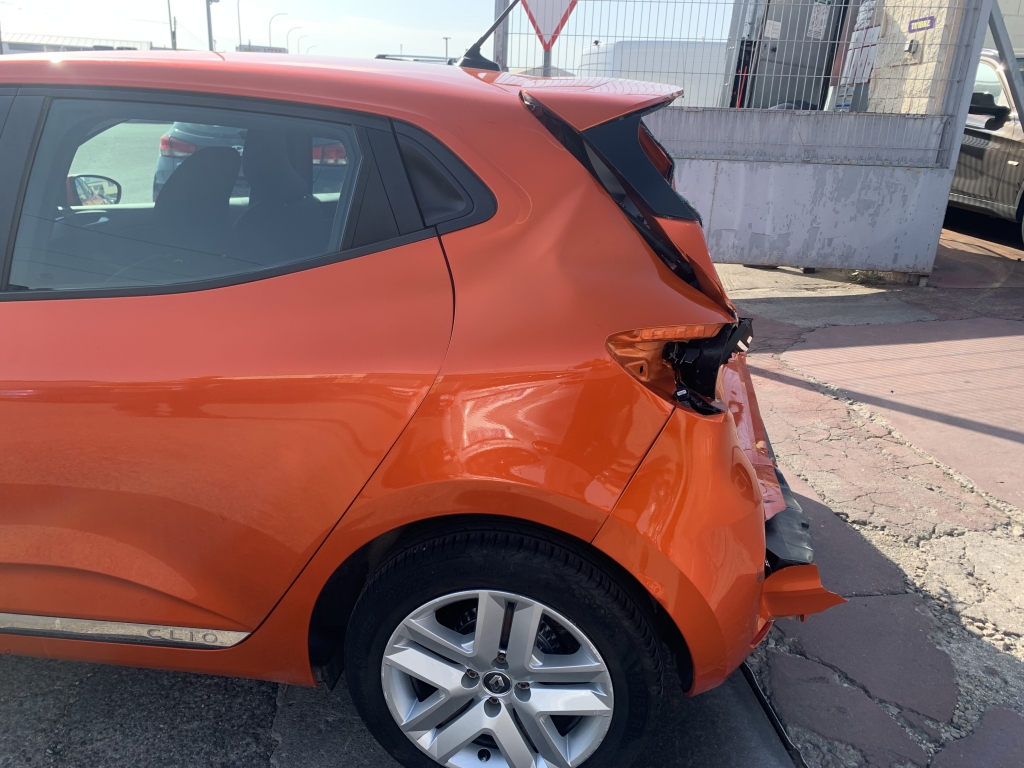 RENAULT CLIO 1.0 INY 100CV