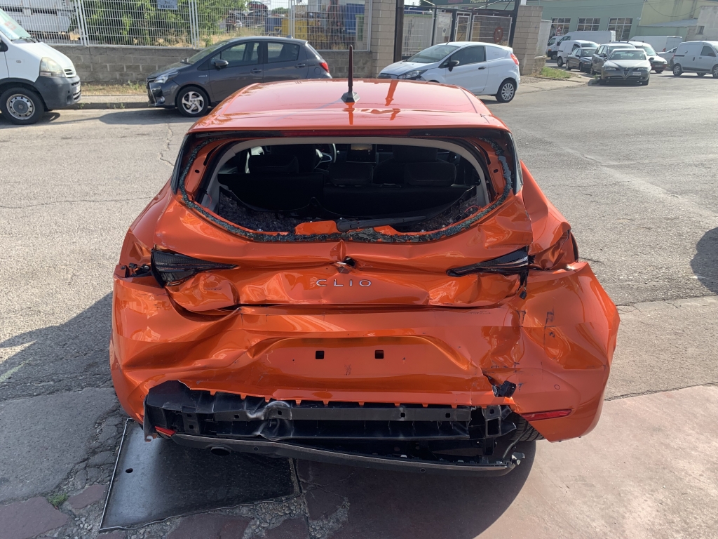 RENAULT CLIO 1.0 INY 100CV