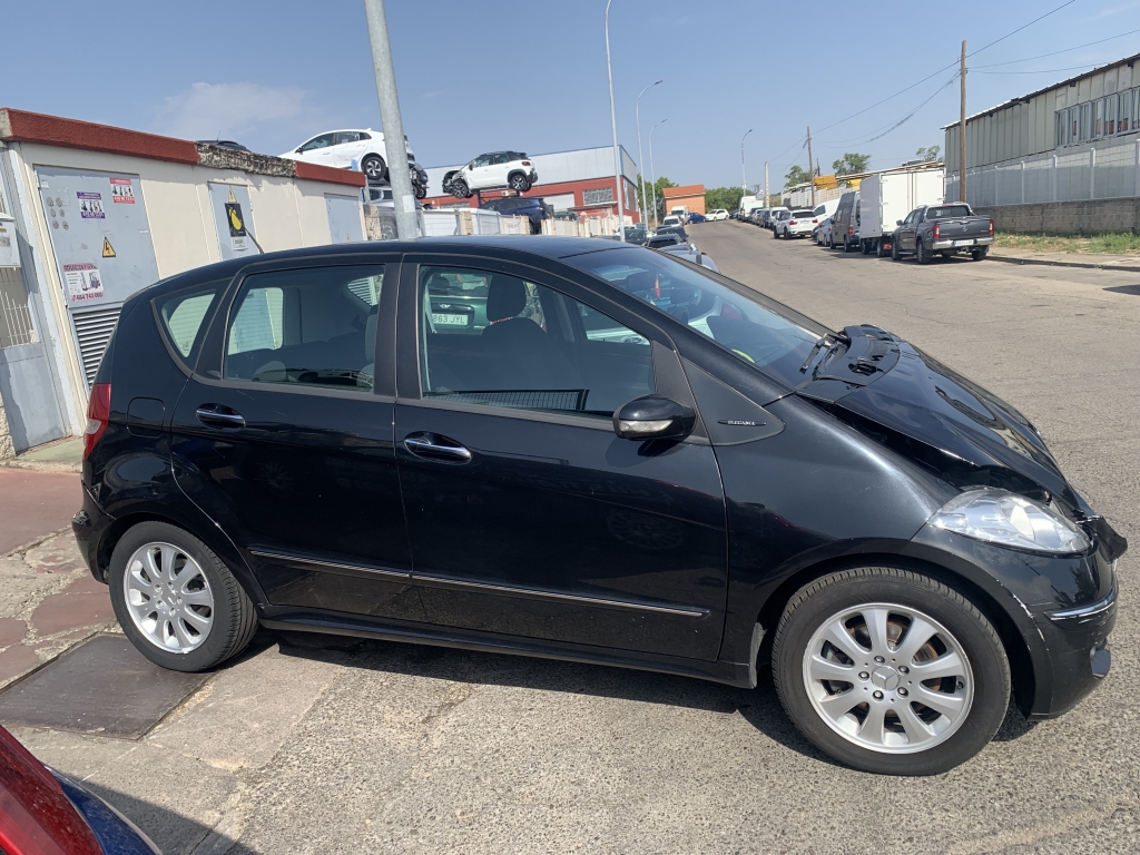 MERCEDES BENZ CLASE A-200 2.0 CDI 140CV AUT