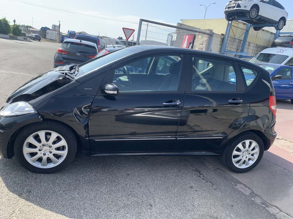 MERCEDES BENZ CLASE A-200 2.0 CDI 140CV AUT