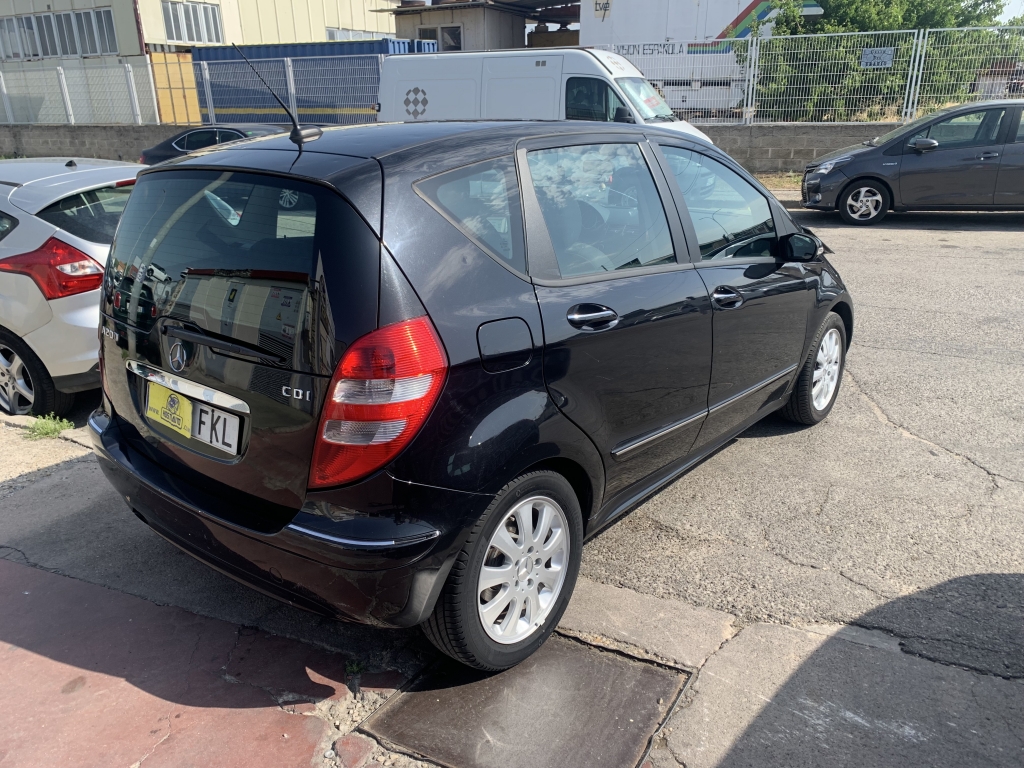 MERCEDES BENZ CLASE A-200 2.0 CDI 140CV AUT