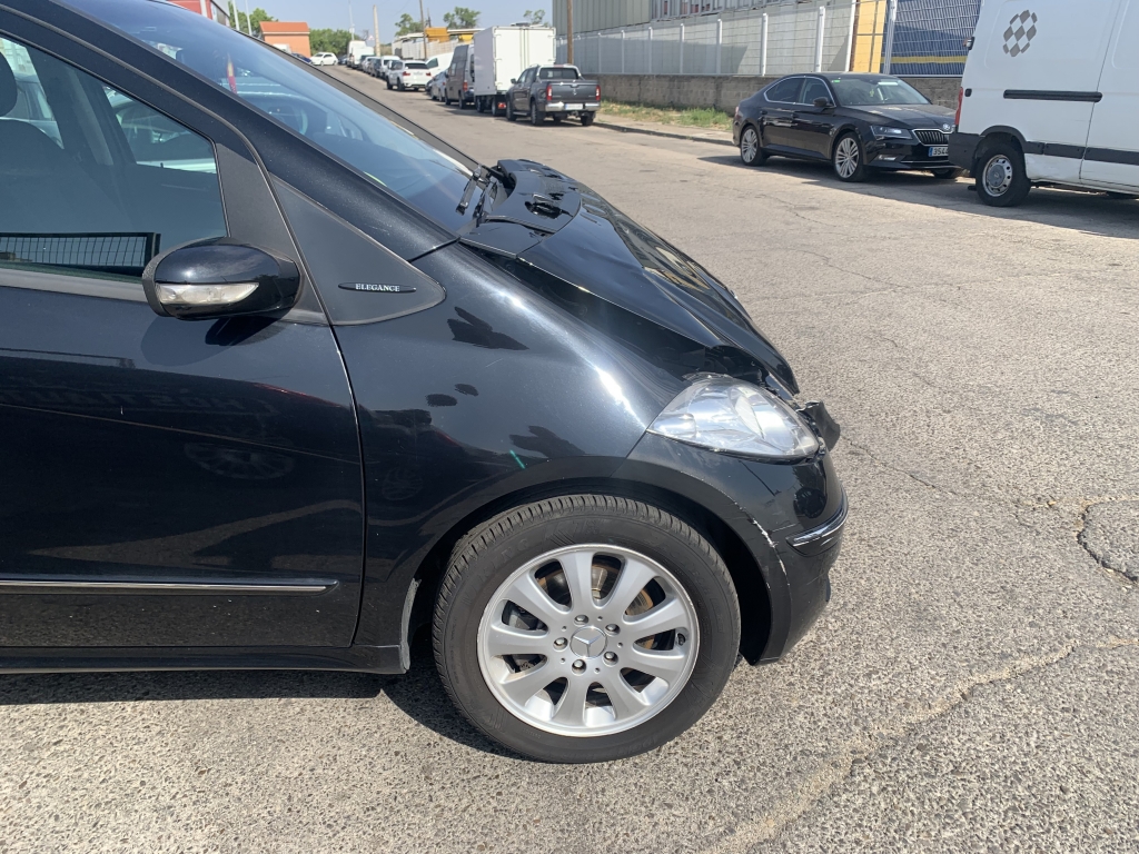 MERCEDES BENZ CLASE A-200 2.0 CDI 140CV AUT