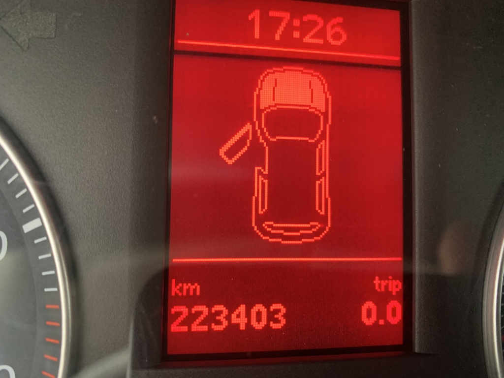 VOLKSWAGEN TOURAN 1.4 TSI 140CV