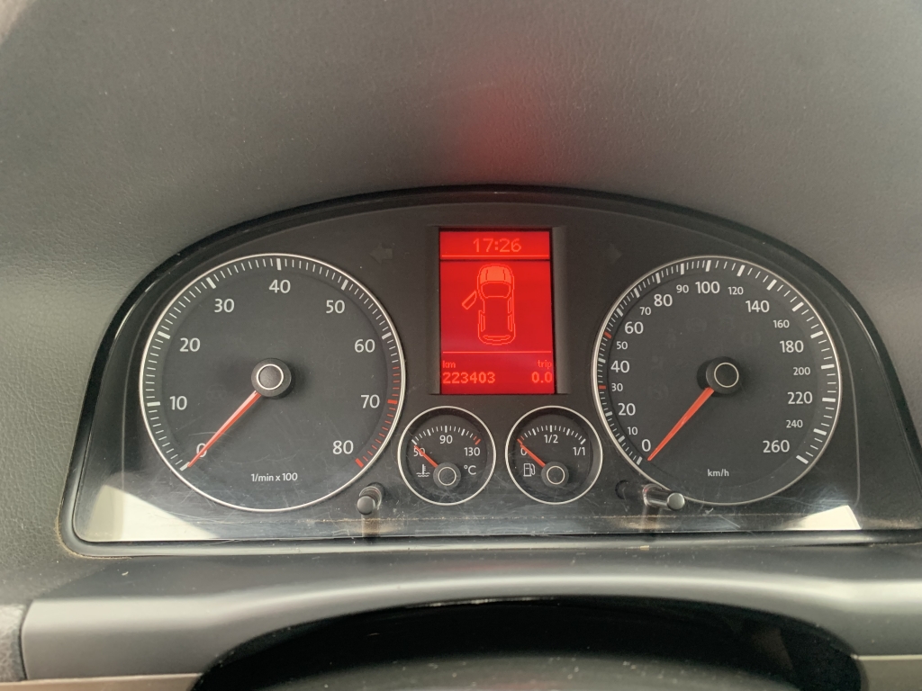 VOLKSWAGEN TOURAN 1.4 TSI 140CV