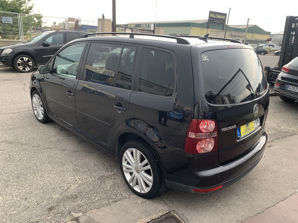 VOLKSWAGEN TOURAN 1.4 TSI 140CV