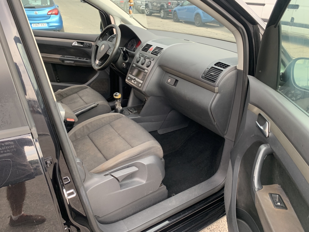 VOLKSWAGEN TOURAN 1.4 TSI 140CV