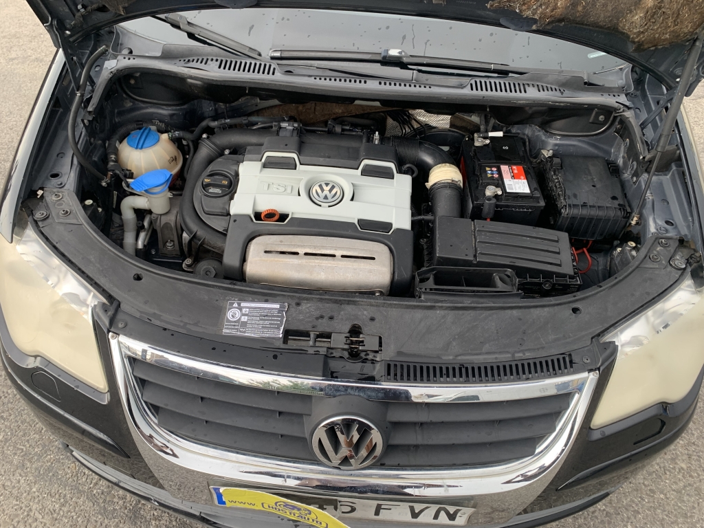 VOLKSWAGEN TOURAN 1.4 TSI 140CV