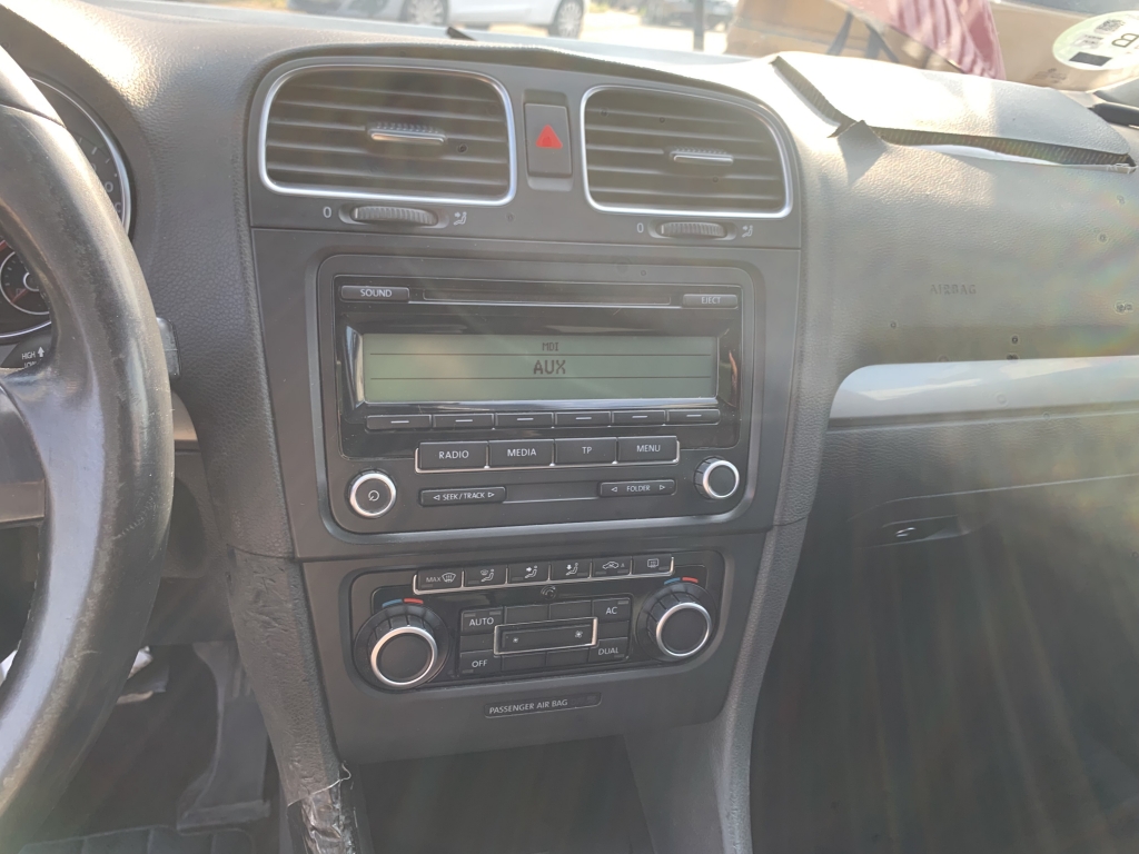 VOLKSWAGEN GOLF 2.0 TDI 110CV