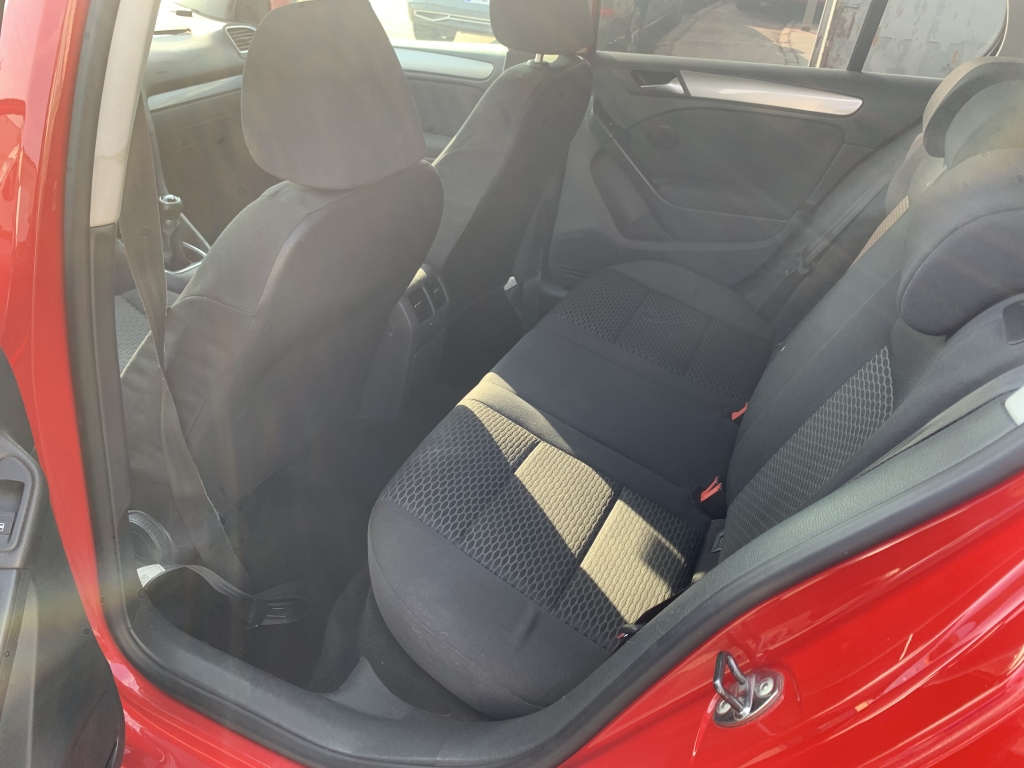 VOLKSWAGEN GOLF 2.0 TDI 110CV