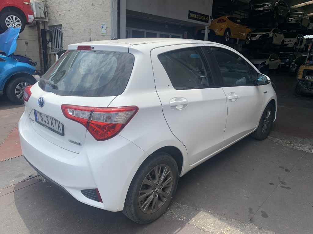 TOYOTA YARIS HIBRIDO 1.5 INY 75CV