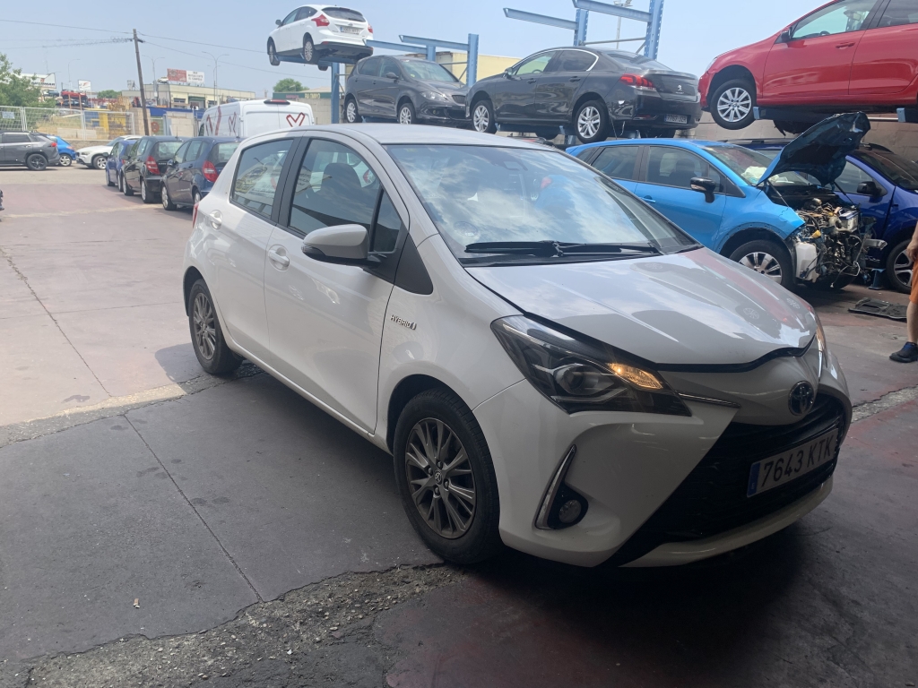 TOYOTA YARIS HIBRIDO 1.5 INY 75CV