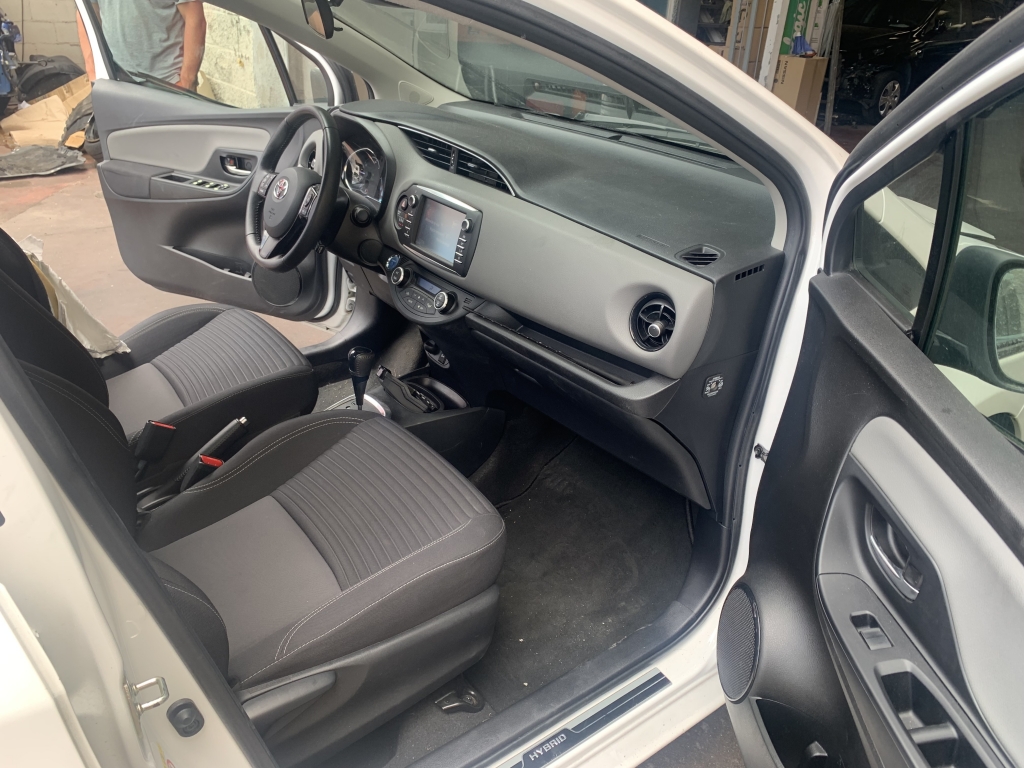 TOYOTA YARIS HIBRIDO 1.5 INY 75CV