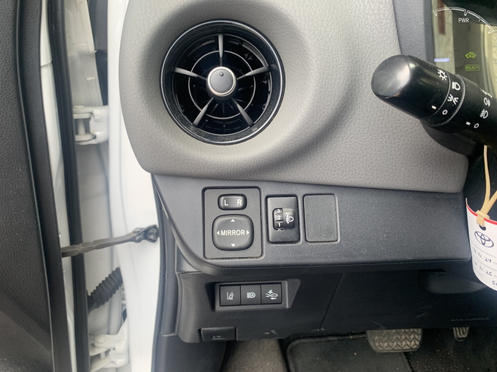 TOYOTA YARIS HIBRIDO 1.5 INY 75CV